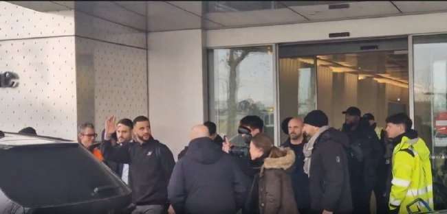 荷兰vs瑞典比赛直播_荷兰vs瑞典直播吧_荷兰vs瑞典高清直播