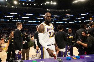 Lowe:41.5岁詹姆斯仍能在NBA推特圈掀起热潮 实属难以置信