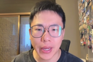 解说:詹姆斯上赛季率队晋级次轮乃辉煌成就,期待他继续追逐总冠军