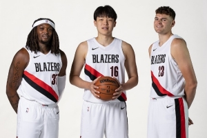 小杨身处激烈竞争之中!背负合同到期:罗威至2029年,克林根至2028年