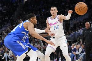 ESPN：至少4份重磅交易因字母哥拒绝续约而落空